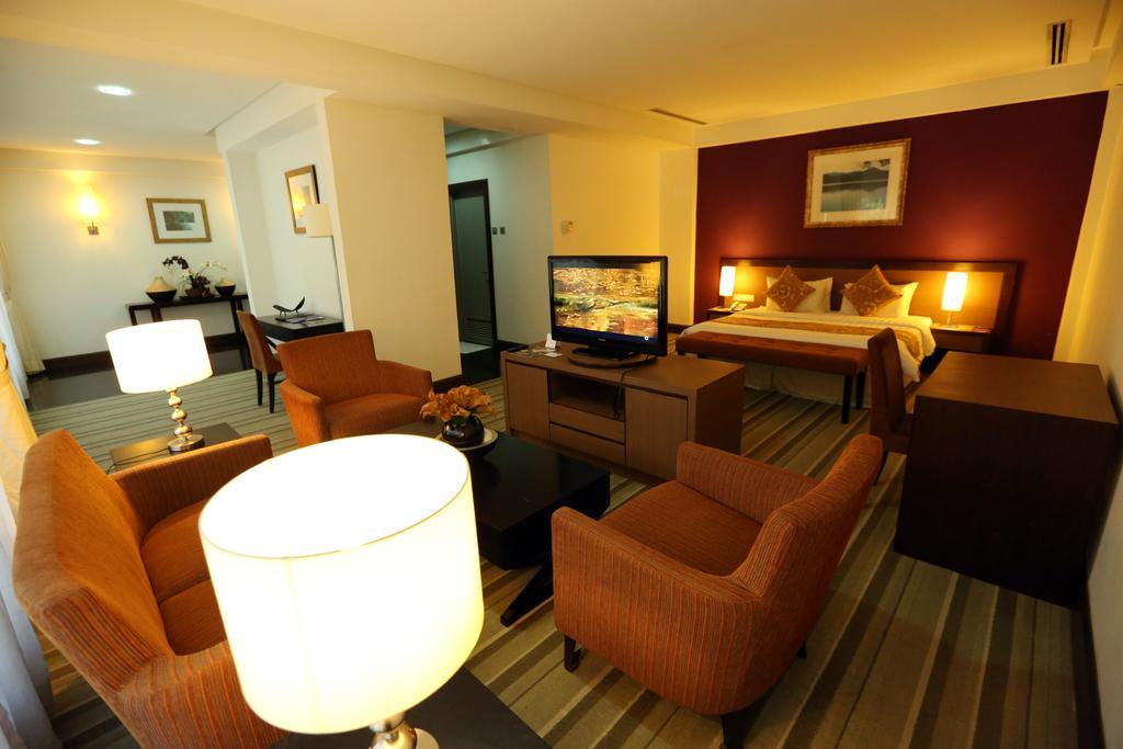 Puri Pujangga Hotel Bangi Dış mekan fotoğraf