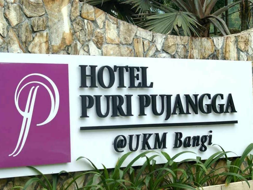 Puri Pujangga Hotel Bangi Dış mekan fotoğraf